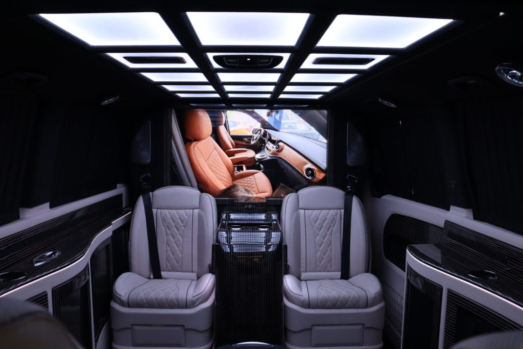 Vermietung-VIP-Fahrzeuge-CarSpa-3-scaled